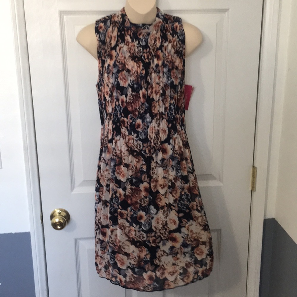 NWT beautiful tank top dress. Size M
